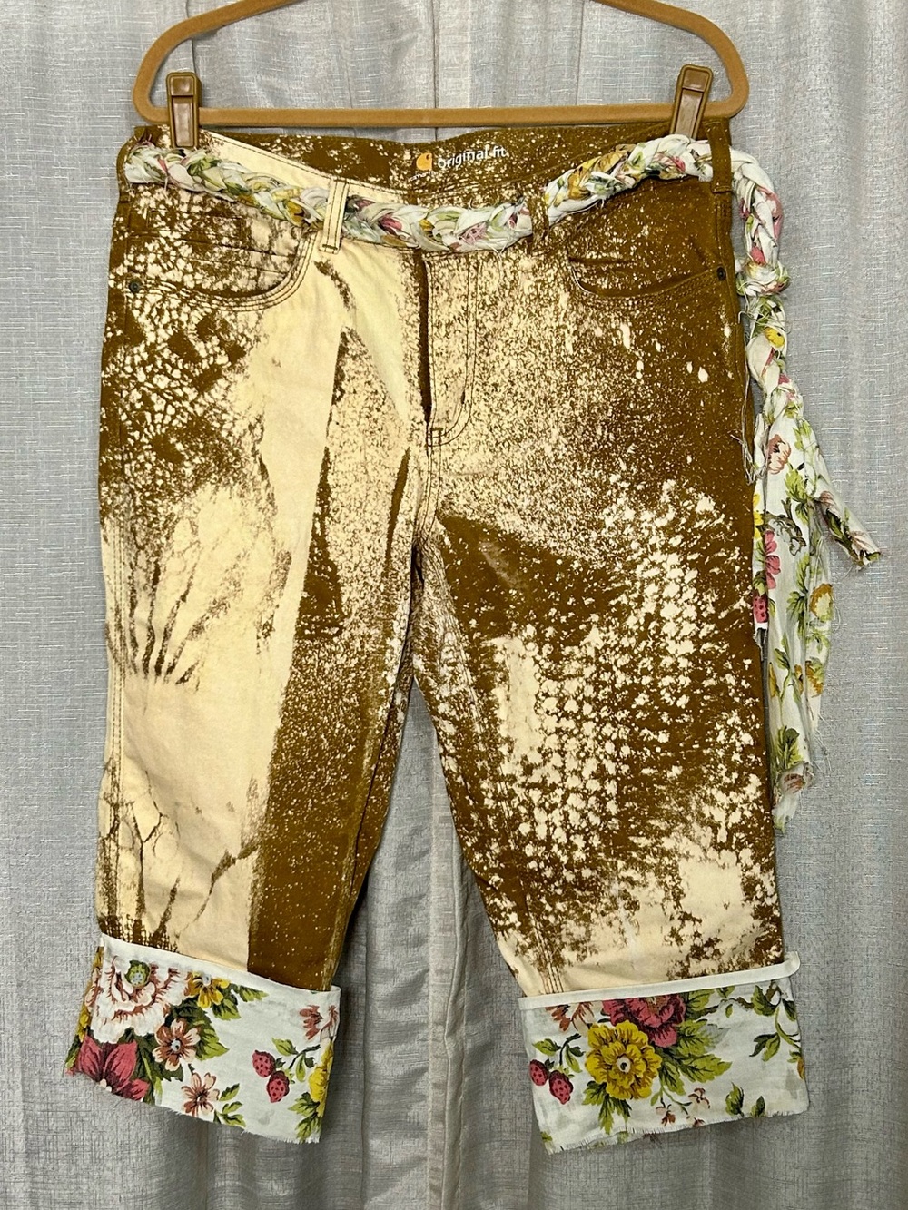 Upcycled OOAK Women’s Two-Tone Brown & Cream Bleached Crop Jeans